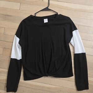 No Boundaries Black and White Long Sleeve Top